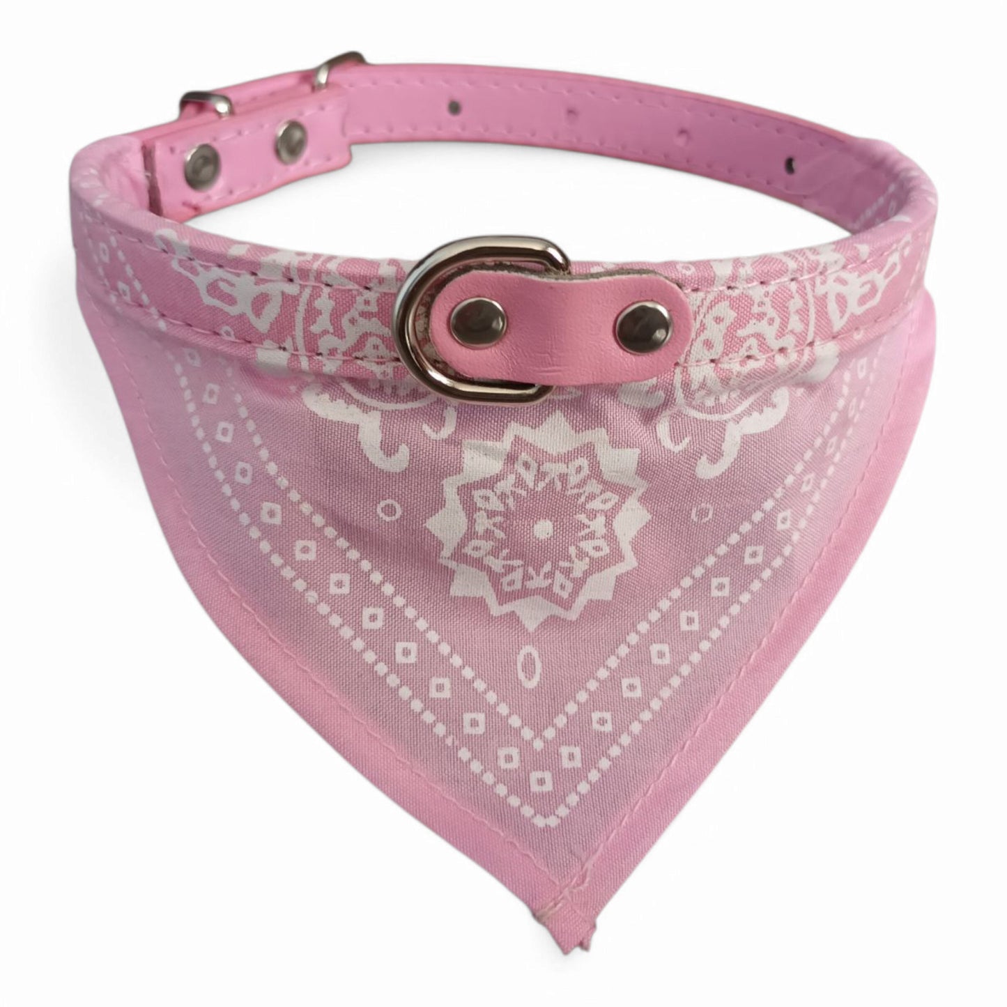 Collar con pañoleta